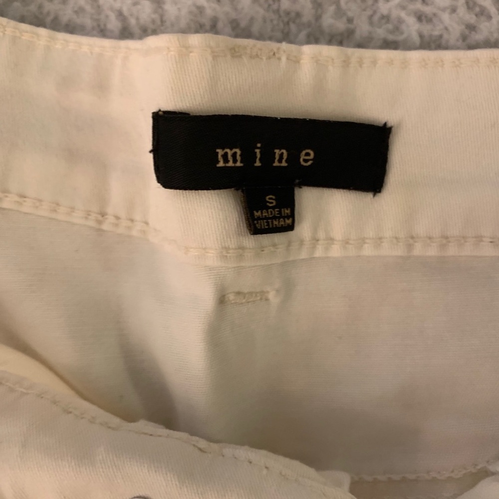 Shorts - Picture 3 of 3